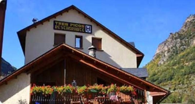 Tres Picos Eriste Exterior foto